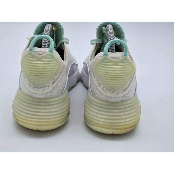 Nike Air Max 2090 Shoes Womens Size 8.5 Light Dew Pale Green Athletic Running - Picture 7 of 9